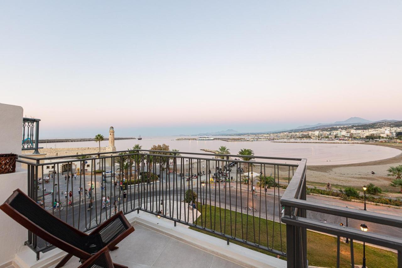 V77 Seafront Suites Rethymno Esterno foto