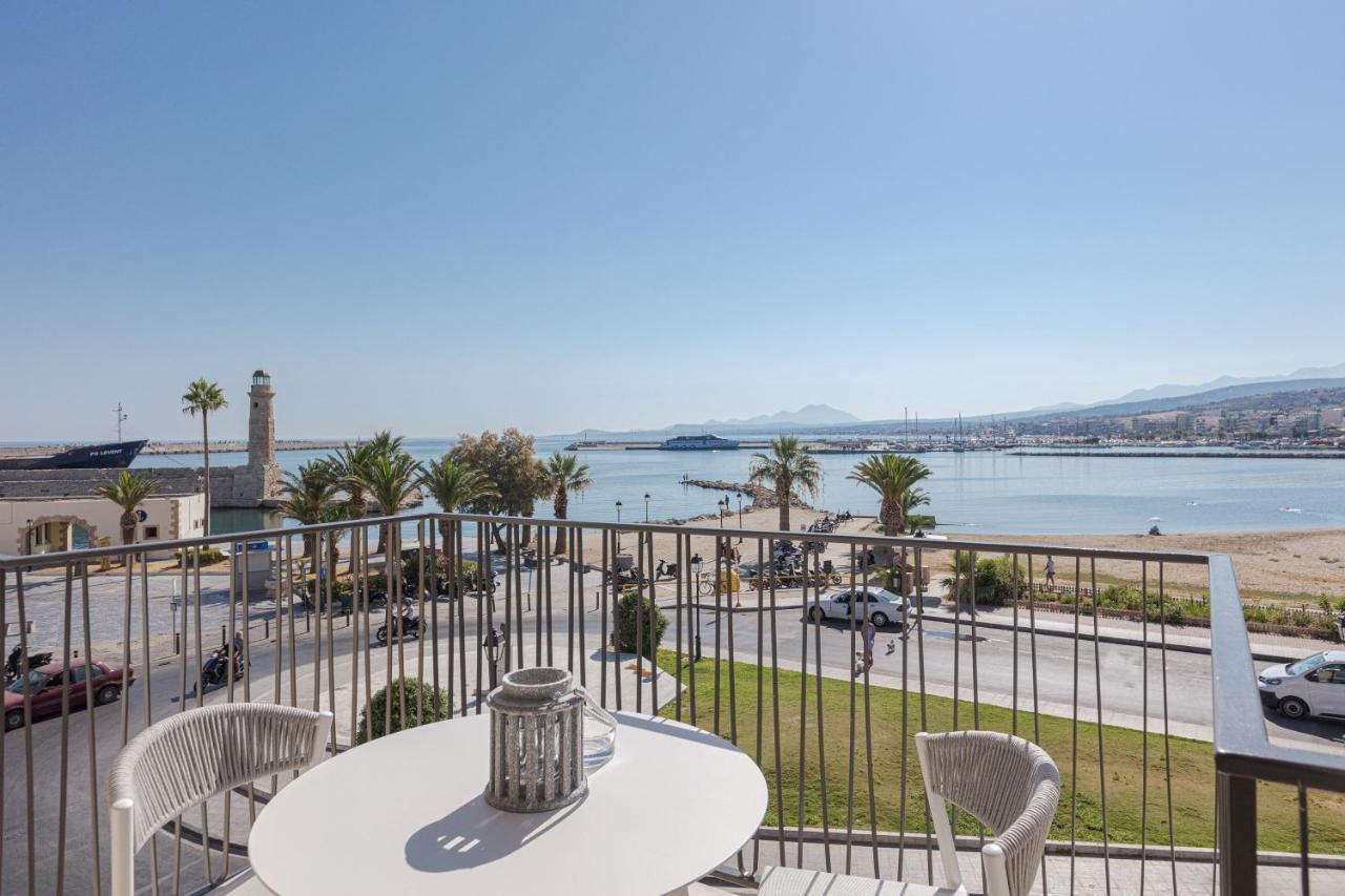 V77 Seafront Suites Rethymno Esterno foto