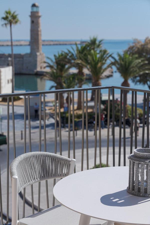 V77 Seafront Suites Rethymno Esterno foto